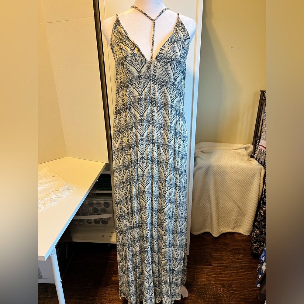 Sun & Shadow blue and cream Maxi dress